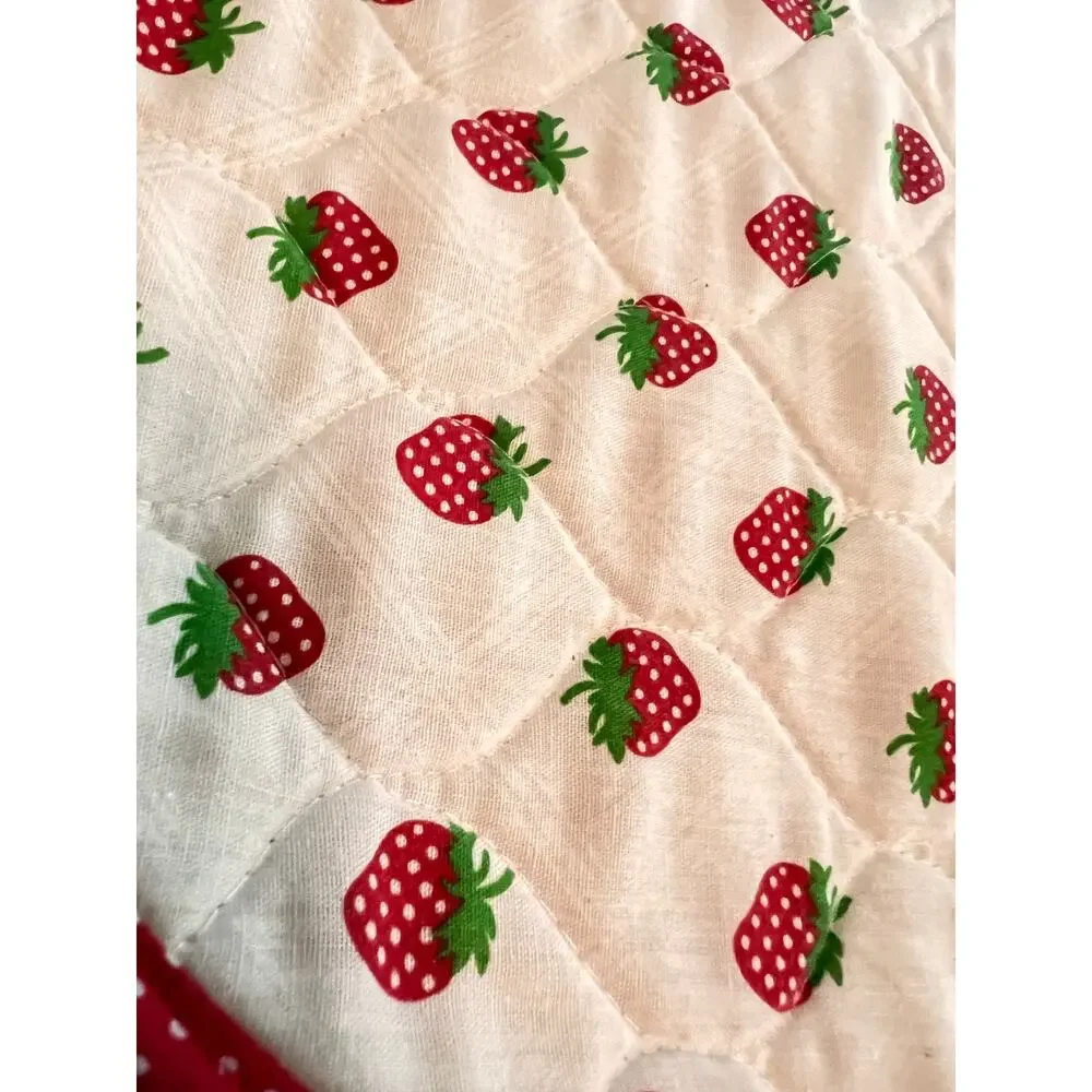 vintage quilted oval Strawberry fruit print cloth table placemats farmhouse set6